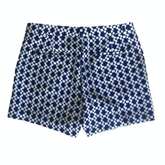 BANANA REPUBLIC Preppy Blue and White Shor… - Picture 2 of 7